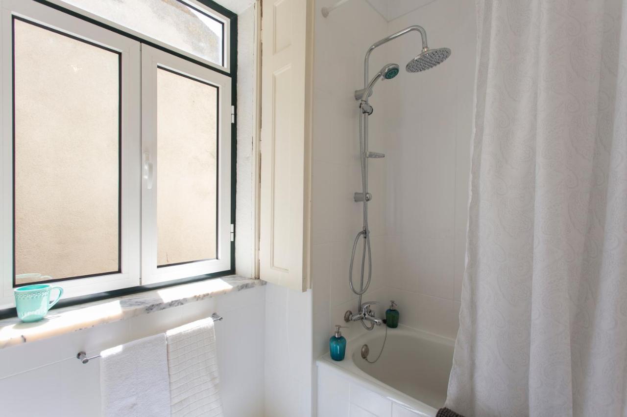Spacious Alfama Duplex, By Timecooler Lissabon Exterior foto