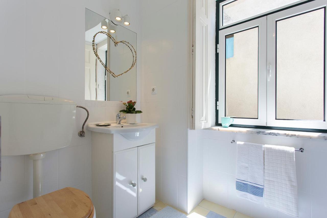 Spacious Alfama Duplex, By Timecooler Lissabon Exterior foto